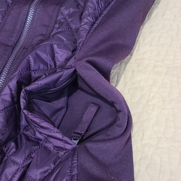 Athleta Rock Springs vest size S - Picture 3 of 8